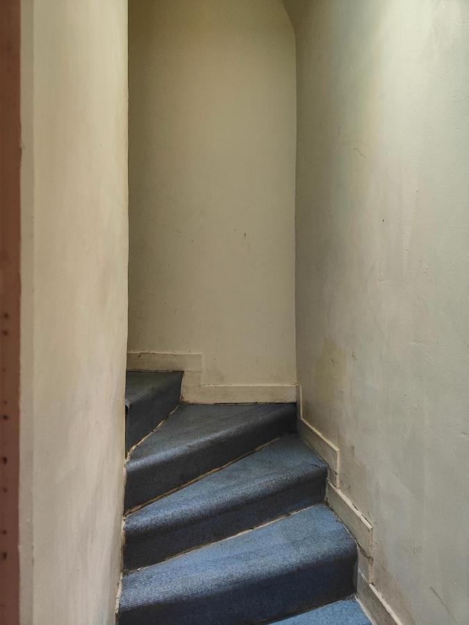 Roomate Near Paris 圣但尼 外观 照片